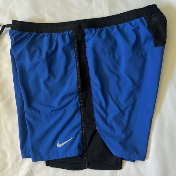 Nike Run Division XL Hybrid Line Running Shorts - Picture 3 of 8